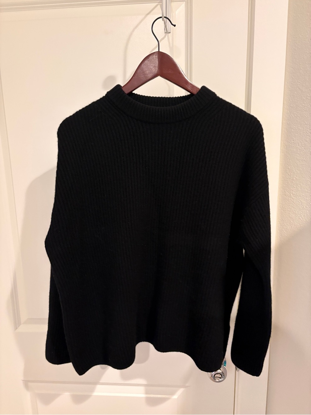 H&M Black Oversized Crewneck 100% Cashmere Sweater Premium Collection